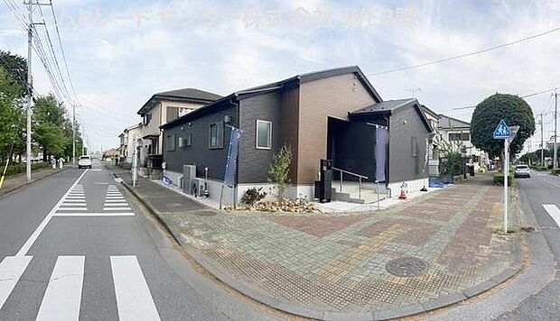【前面道路含む現地写真】◆閑静な住宅街は落ち着いた新生活を送るのにぴったりです♪ これだけではない魅力が、現地できっと見つかる！お問合せをお待ちしております。お問い合わせ・資料のご請求などもお気軽にどうぞ。