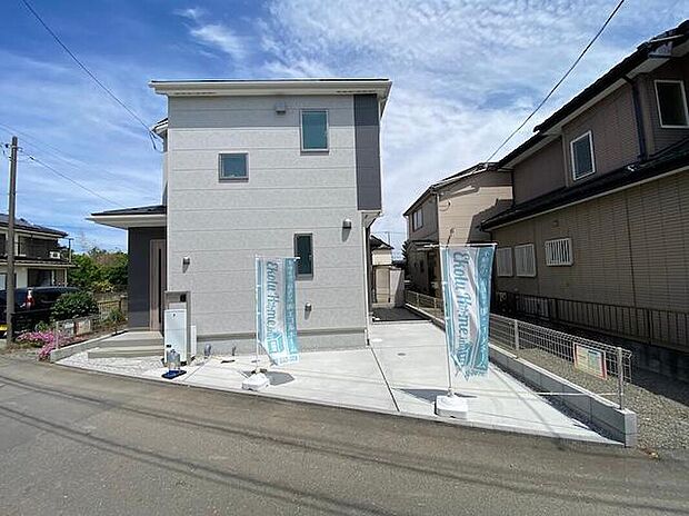 【駐車場】◆資料送付・ご見学即対応！建物完成しておりますので、室内ご内覧いただけます♪ご不明点等、スタッフがしっかりと説明させていただきますので、安心して現地をご覧ください♪