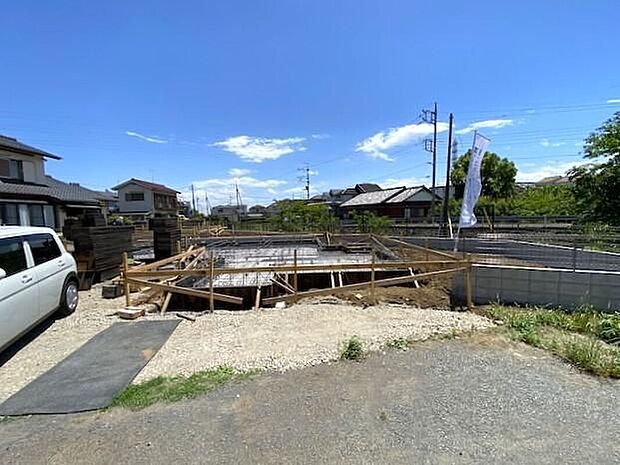【現地外観写真】☆飯田グループホールディングス唯一の販売専門会社のホームトレードセンターの社員が直接、当物件をご案内いたします。見学希望、資料請求等、お気軽にお問い合わせくださいませ♪