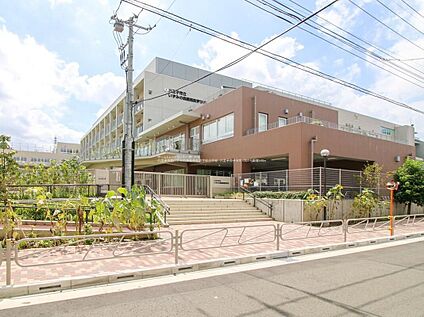 八王子市立いずみの森義務教育学校（前期課程） 600m (徒歩8分)