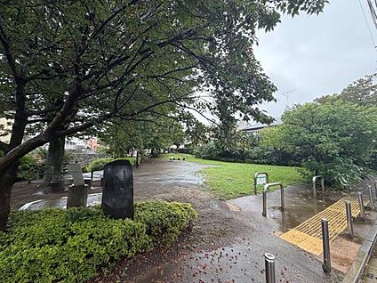 水源の森あけぼのふれあい公園 徒歩240m