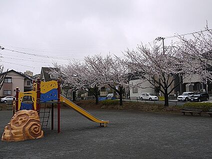 あかね台堀の内公園 400ｍ(徒歩5分)