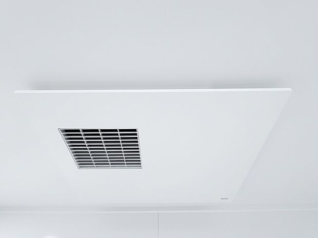【浴室乾燥機】暖房・乾燥・涼風・換気のモードを搭載した浴室換気乾燥機。天候や時間帯を気にせずいつでも洗濯物が干せる乾燥機能付き。さらに冬場のヒートショック対策など、年中快適なバスライフを支えます。