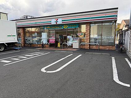 セブンイレブン川崎境町店 70ｍ(徒歩1分)