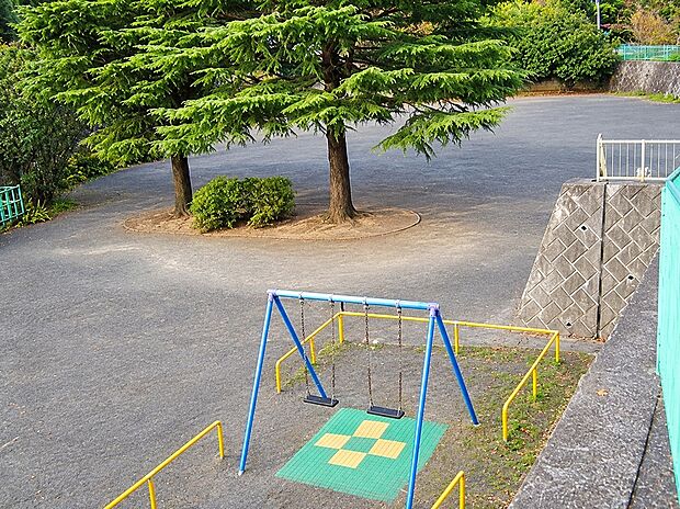 奈良町第二公園(約200m)