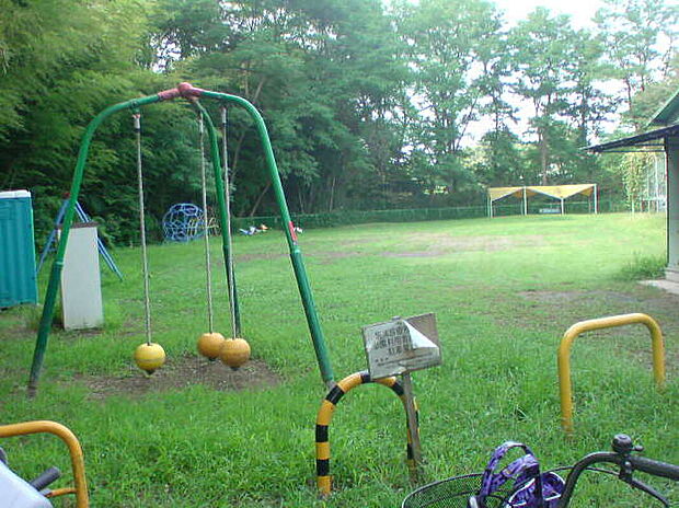坂浜中央ちびっこ広場（約210m）