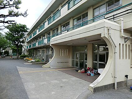 町田市立町田第五小学校 660ｍ(徒歩9分)