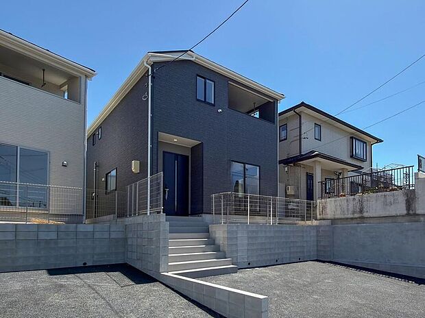 一戸建ての魅力☆「自分の土地」を自由に使えること！好きなペットが飼える、ガーデニングやＤＩＹなど趣味を我慢することなく楽しめます♪