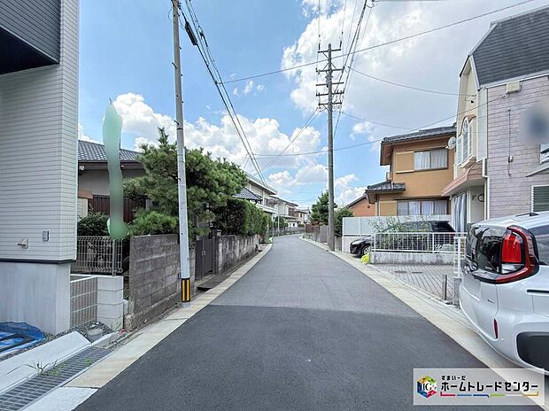 地下鉄名城線「瑞穂運動場東」駅まで徒歩12分♪雨や風からお車を守るビルトインガレージ採用。広めの前面道路で駐車もラクに行えます◎