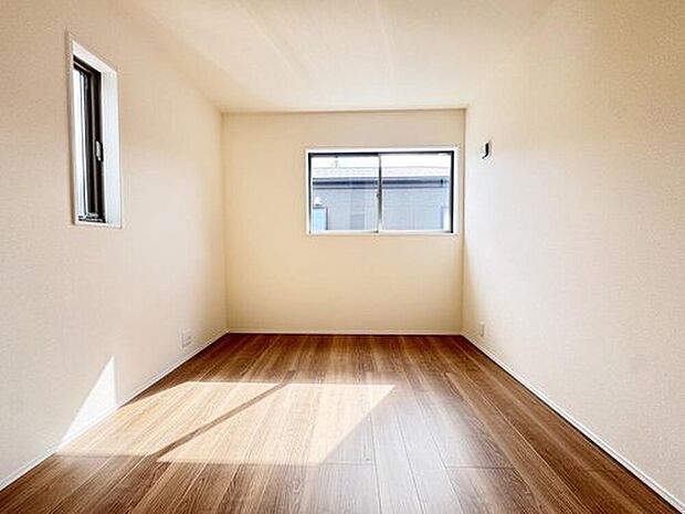【リビング以外の居室】全居室収納付きのため、住空間を有効に活用できます。