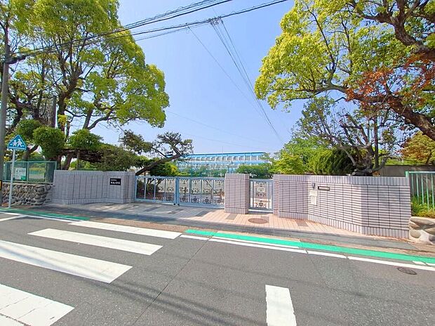 名古屋市立鳴海小学校(約450m)
