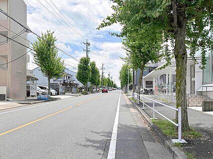 前面道路含む現地写真