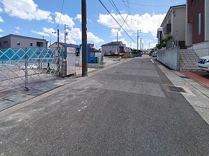 前面道路含む現地写真