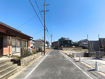前面道路含む現地写真