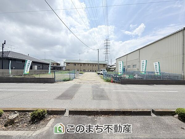 建築中現地写真（同社施工の完成物件・モデルハウスがご見学できます）