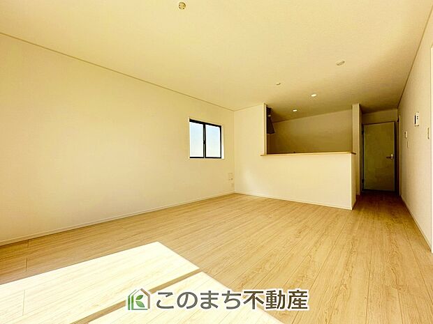 時間のゆとりと空間、暖かな陽光がもたらす光と風を独占してください。新しい暮らしが始まります。 