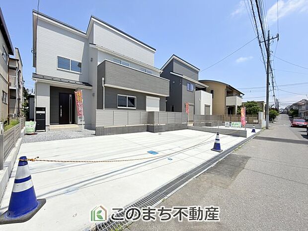 【外観】建物完成につき内覧可能です！ 飽きのこないシンプルな外観と 閑静な住宅街は永住の地にピッタリです♪