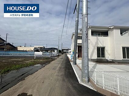 ４号棟　前面道路