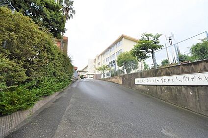 福岡市立長丘中学校 徒歩1176m