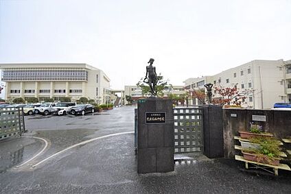太宰府市立太宰府西中学校 徒歩1324m