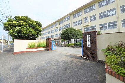 福岡市立有田小学校 徒歩380m