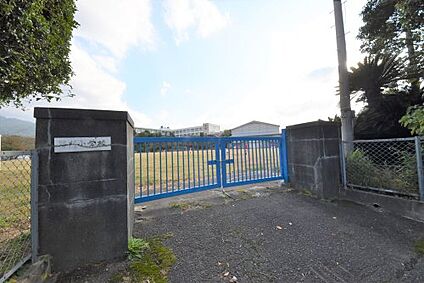 篠栗町立勢門小学校 徒歩623m