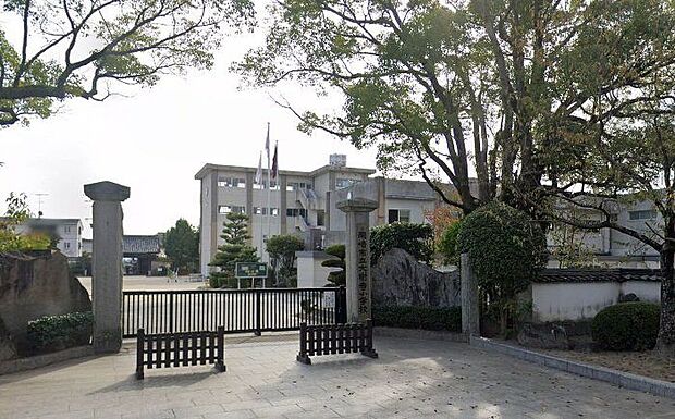 岡崎市立大樹寺小学校（約1,600m）