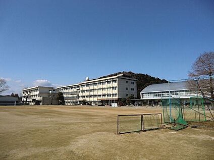 豊川市立中部中学校 1500m