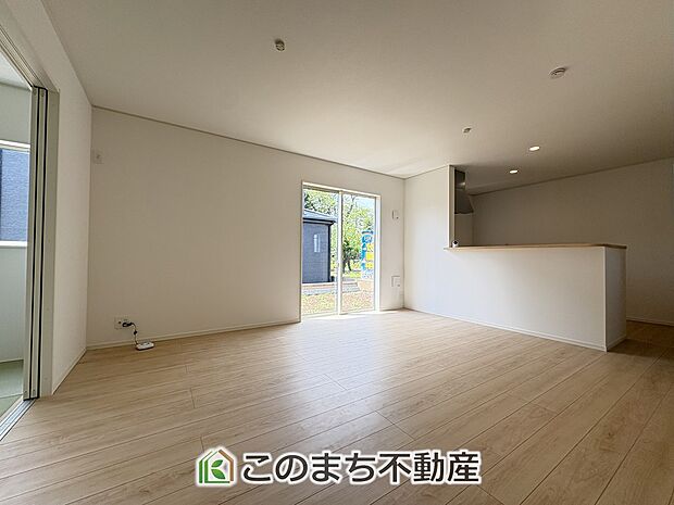 ご家族の団らんを明るい日差しがが照らします☆