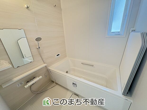 【風呂】足を延ばしてゆったり入れる一坪風呂♪1日の疲れを癒してください♪
