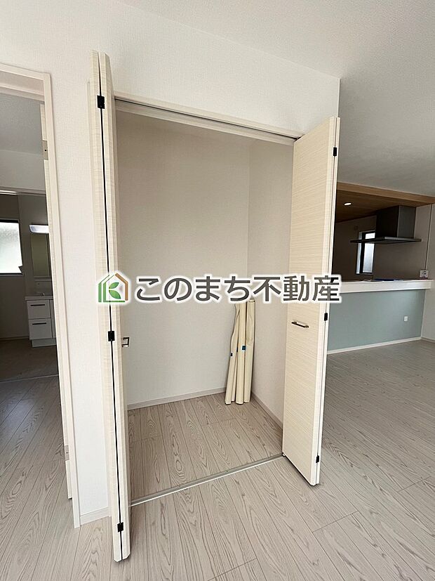 【収納】同社施工物件写真。※建具やフローリング、その他仕様が異なる場合がございます。