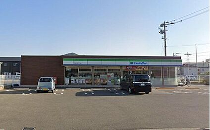 ファミリーマート福岡今宿三丁目店 280m