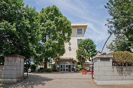 所沢市立向陽中学校 443ｍ(徒歩6分)