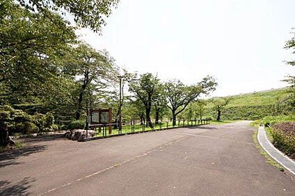 県立狭山自然公園 1300ｍ(徒歩17分)