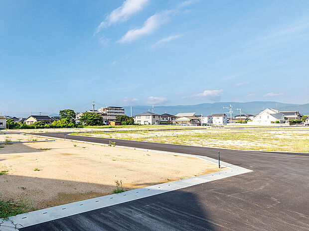 【現地土地写真】「子育て・教育のまち」を掲げる飯塚市には保育所や認定こども園が多数あり安心してお子様を預けられます。