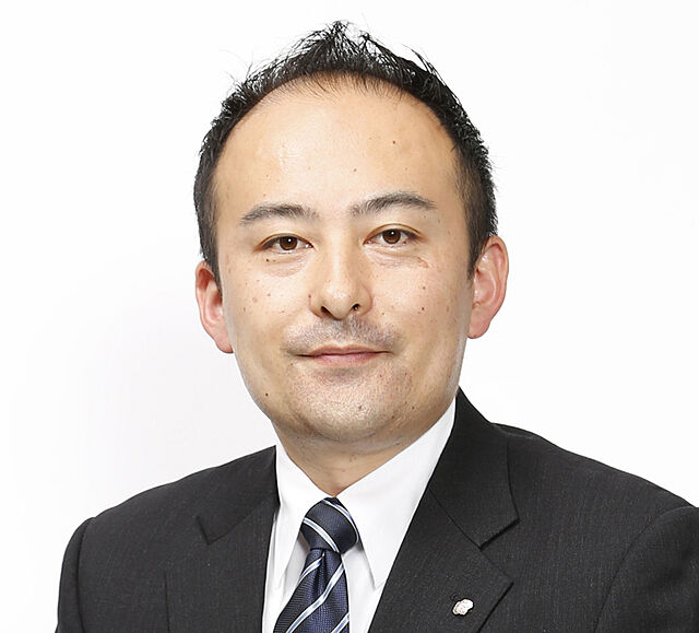 スタッフ