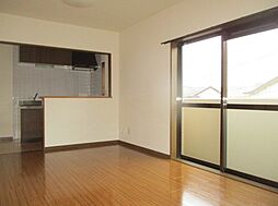 エコガーデン C棟 2階3LDKのリビング/ダイニング