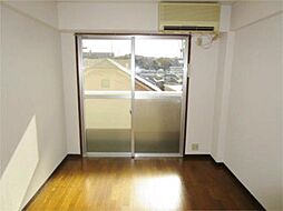 多摩都市モノレール 大塚・帝京大学駅 徒歩8分の賃貸マンション 1階1Kのリビング/ダイニング