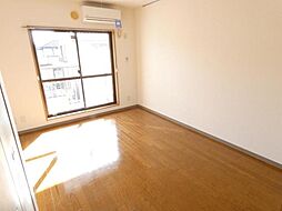 多摩都市モノレール 万願寺駅 徒歩5分の賃貸マンション 1階1Kのリビング/ダイニング