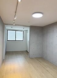 AZ Smart 目白御留山 地下2階1LDKのリビング/ダイニング