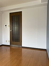 サンタフェ 4階1Kのリビング/ダイニング