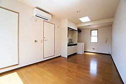 ツインコート多摩川 205 2階ワンルームのリビング/ダイニング