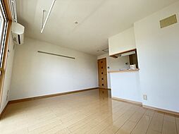 フィオーレ・TAMA 102 1階1LDKのリビング/ダイニング