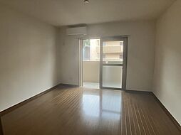 シャンフィオーレ 1階1Kのリビング/ダイニング