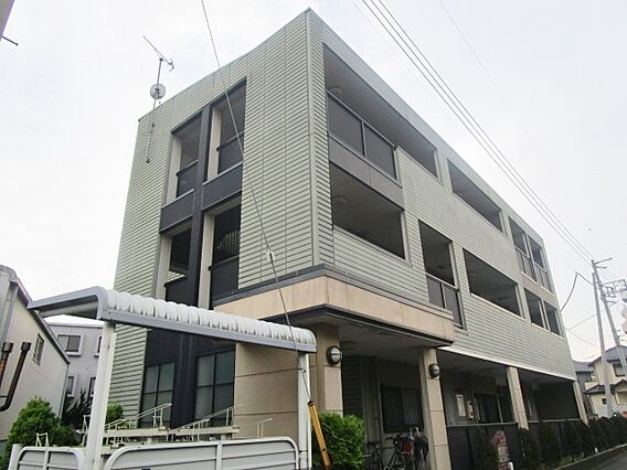 ラ・セラ・イースト_トップ画像