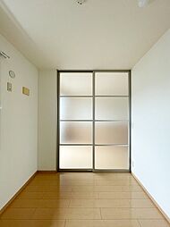 インペリアルN・Y 2階1LDKのリビング/ダイニング