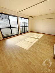 グランシャリオ　II棟 2階1LDKのリビング/ダイニング