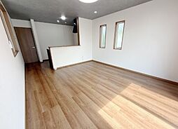 Ｎ・ガレージ 3LDKのリビング/ダイニング