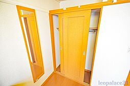 レオパレス高蘭 2階1Kのリビング/ダイニング