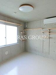 パセレーラ 1階ワンルームのリビング/ダイニング